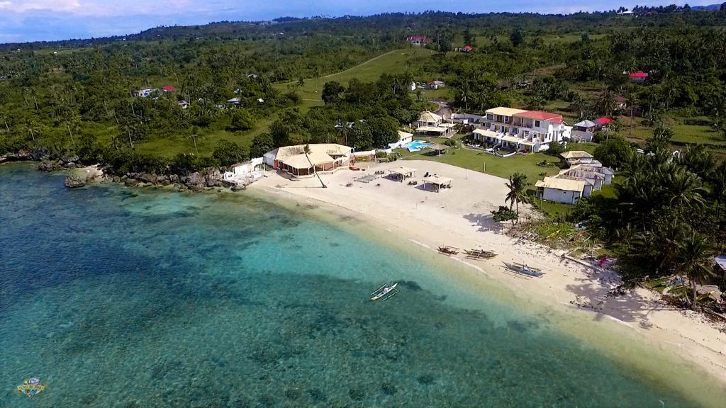 Casa Del Mar Beach Resort San Remigio  Exterior photo